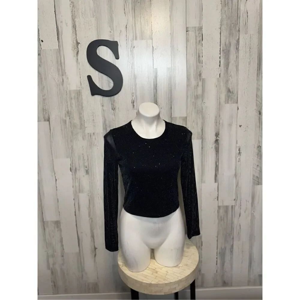 Black sparkly long sleeve top
